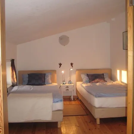 Weisses Landhaus * Neddesitz